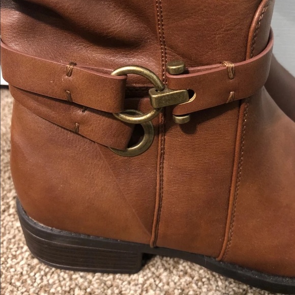 Cognac Riding Boots - Picture 4 of 5